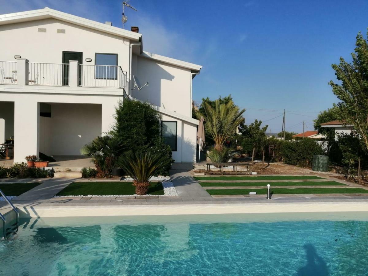 Villa Eleonora Marina di Ragusa Buitenkant foto