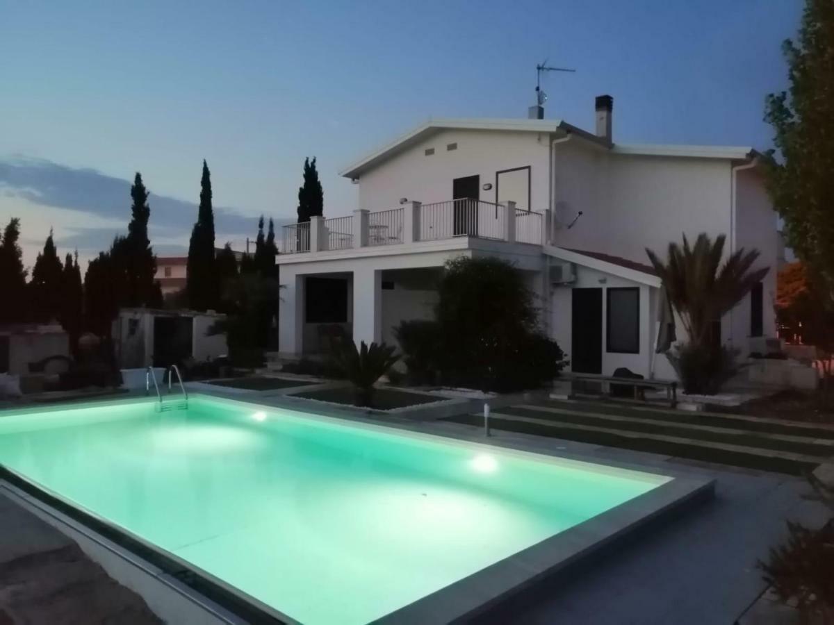 Villa Eleonora Marina di Ragusa Buitenkant foto